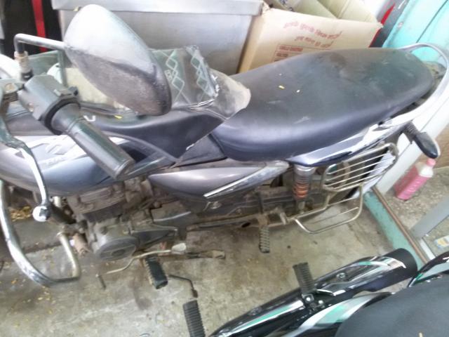 Bajaj Platina 100cc 2010