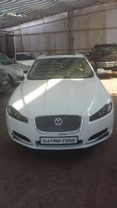 Jaguar XF R V8 2013