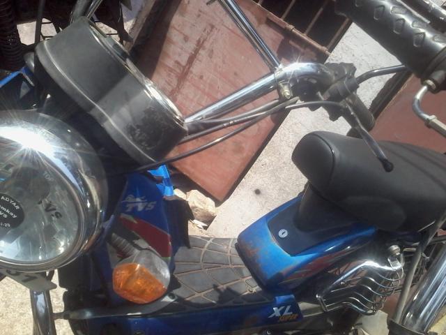 TVS Heavy Duty Super XL 70cc 2010