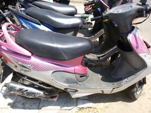 scooty pep pink