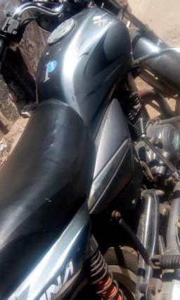 Bajaj Platina 125cc 2012