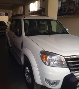 Ford Endeavour 2.5L 4x2 2012