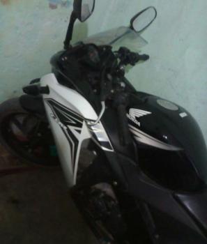 Honda CBR 150R 150cc 2012