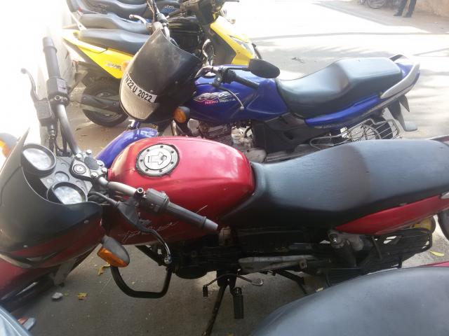 Bajaj Pulsar 150 DTS-i  150cc 2011_623012918