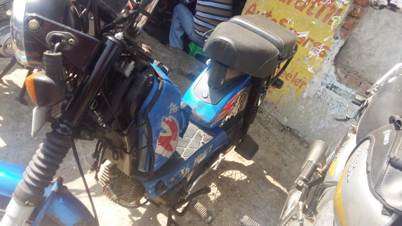 TVS Heavy Duty Super XL 70cc 2011