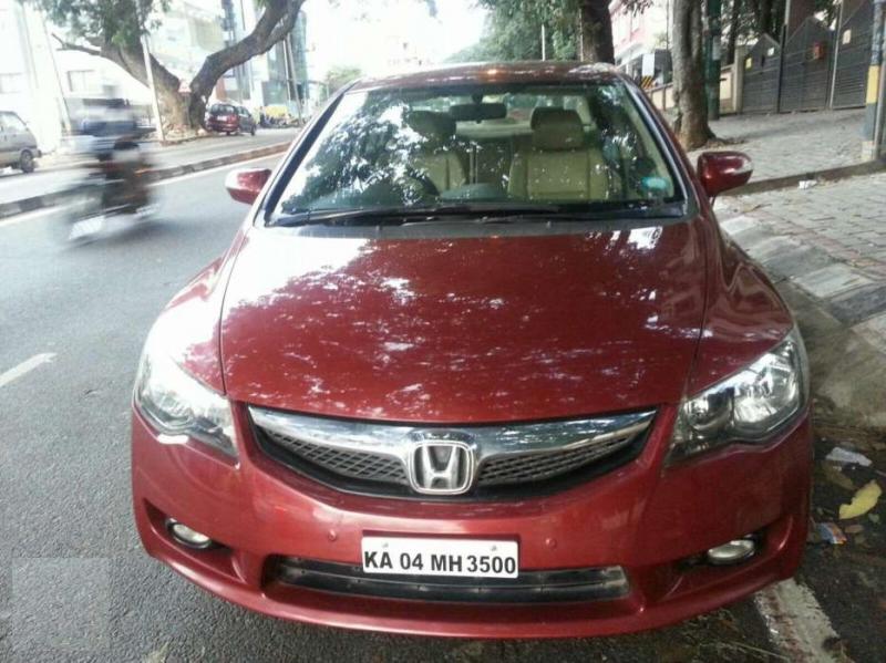Honda Civic 1.8 MT 2010