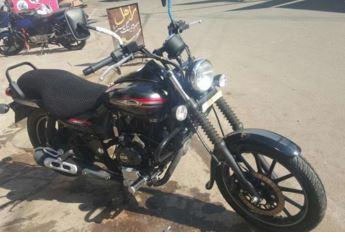 Bajaj Avenger Street 220cc 2016
