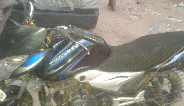Bajaj Discover 100cc 2010