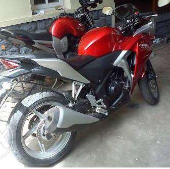 Honda CBR 250R 2011