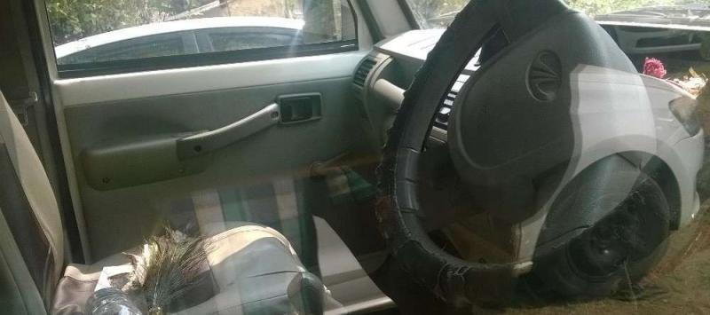 Maruti Suzuki Ritz Lxi BS-IV 2011