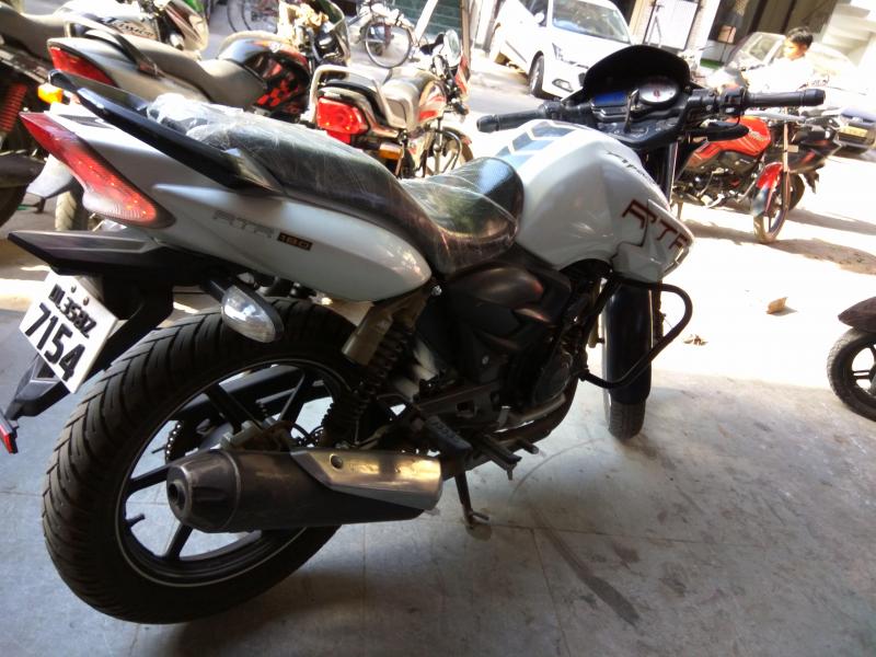 TVS Apache RTR 180cc 2011