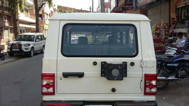 Mahindra Bolero SLE 2010