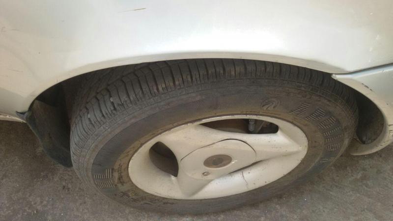 Ford Ikon 1.3 Flair 2009
