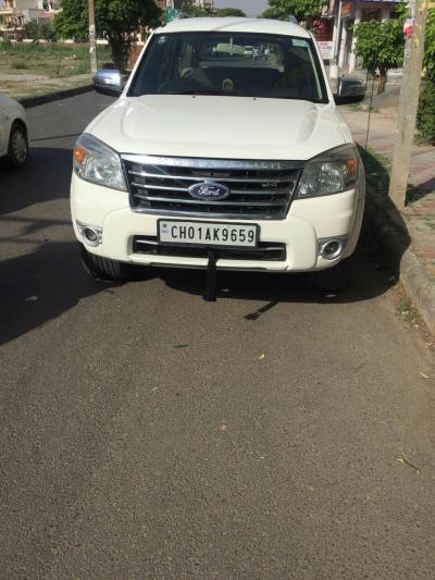 Ford Endeavour 4x2 2011