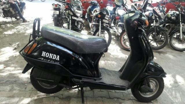 Honda Activa 110cc 2004