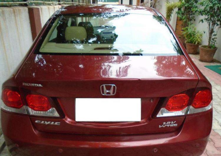 Honda Civic 1.8V MT 2010