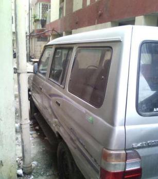 Toyota Qualis GS G4 2004