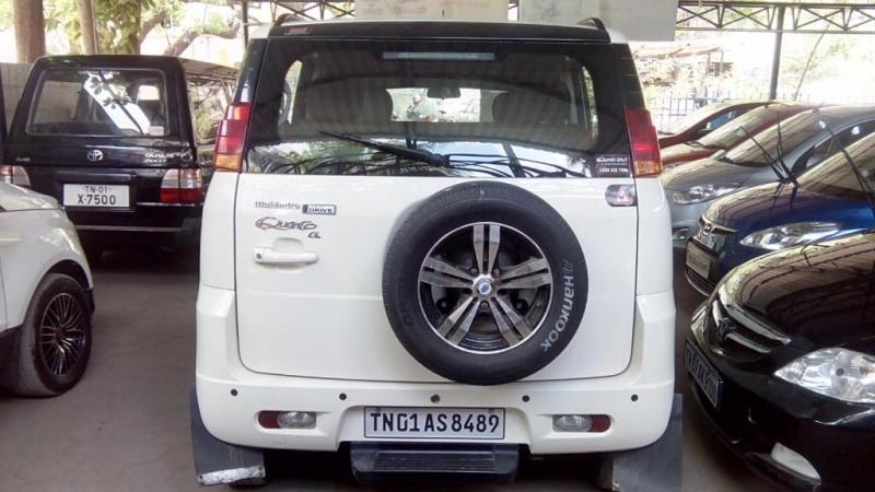 Mahindra Quanto C6 2012