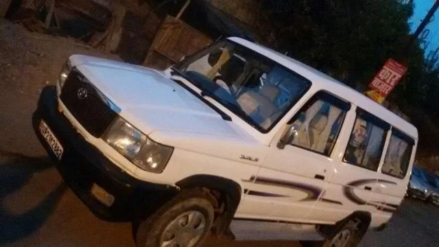 Toyota Qualis RS E3 2002