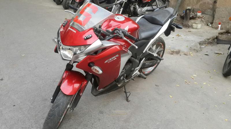 Honda CBR 250R 2011
