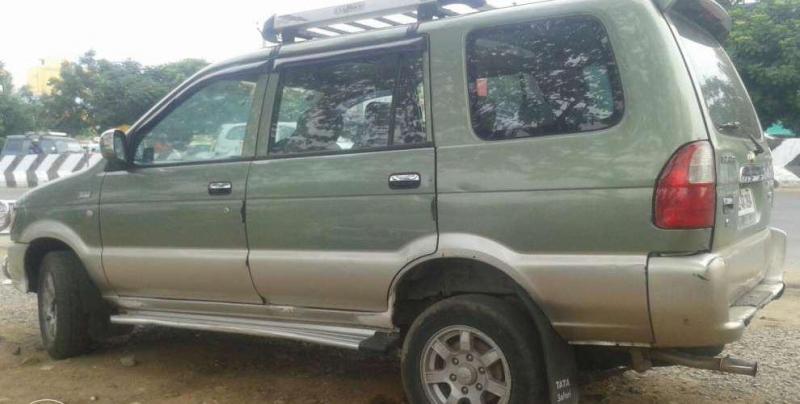 Chevrolet Tavera NEO SS D1 7 STR BS III 2006