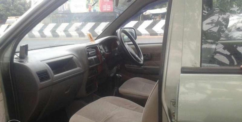 Chevrolet Tavera NEO SS D1 7 STR BS III 2006
