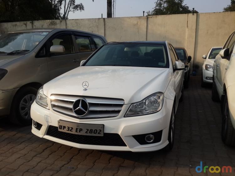 Mercedes-Benz C-Class 200 CGI 2012