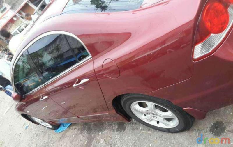 Honda Civic 1.8 V 2006