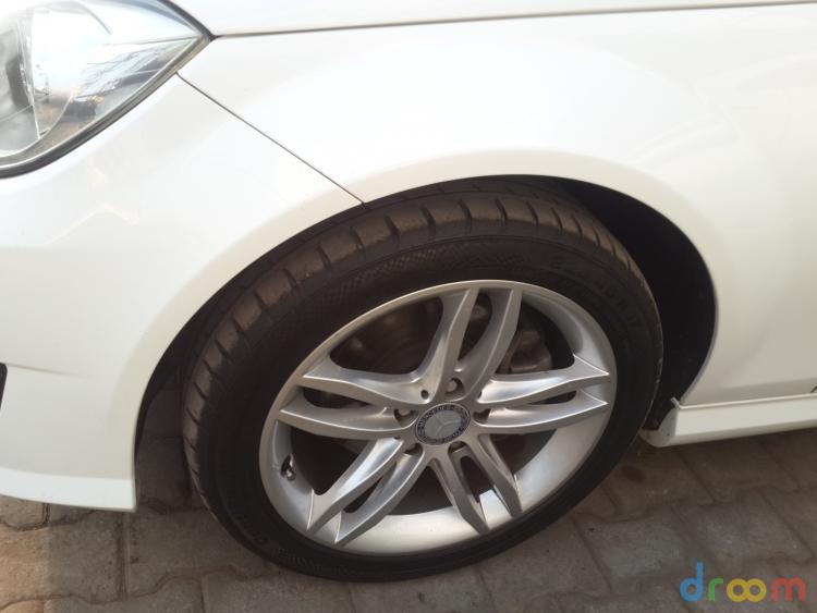 Mercedes-Benz C-Class 200 CGI 2012