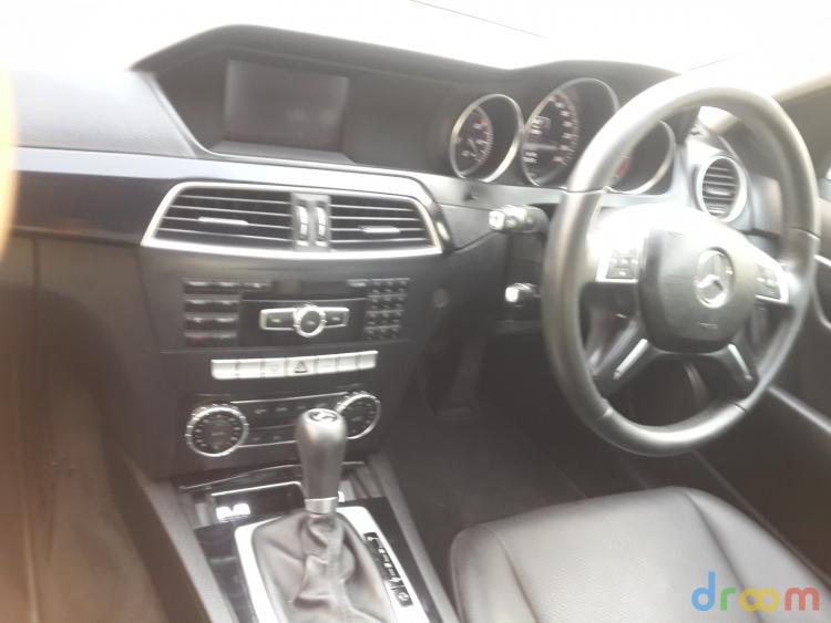 Mercedes-Benz C-Class 200 CGI 2012