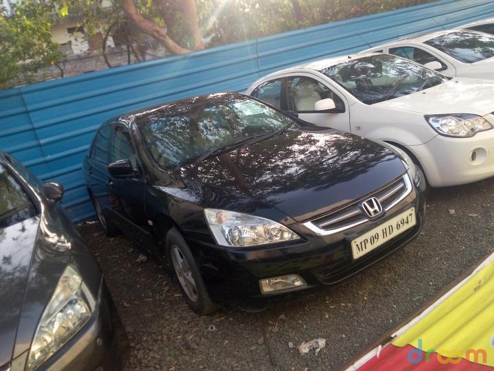 Honda Accord 2.4 VTI L AT 2004