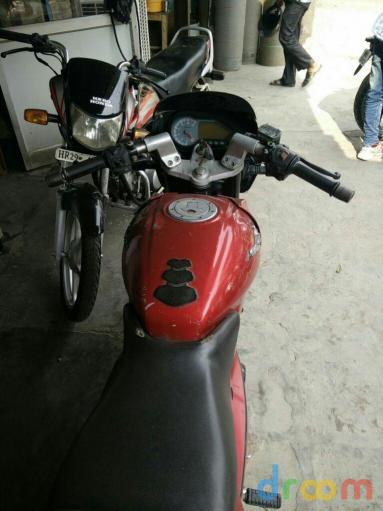 Bajaj  Pulsar 180cc 2010