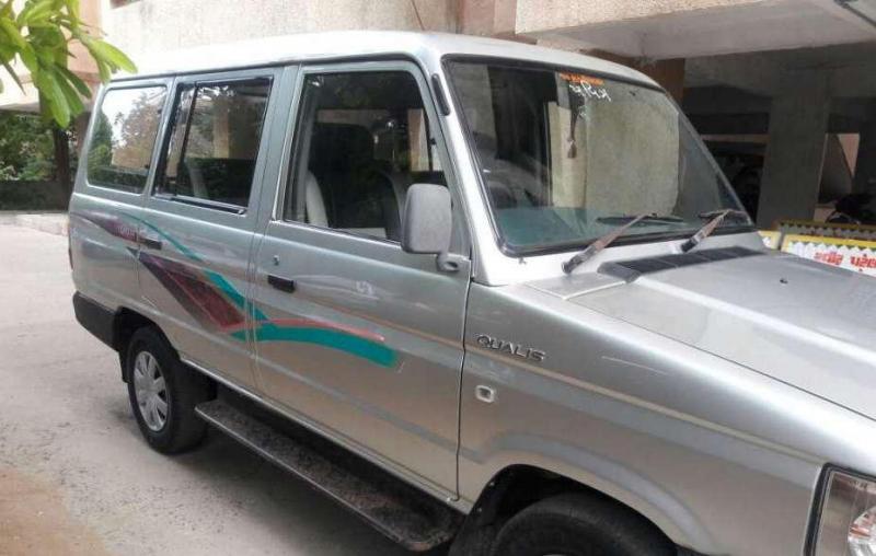 Toyota Qualis FS B4 2004