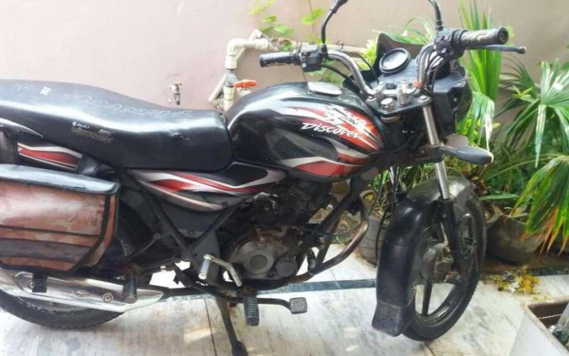 Bajaj Discover 100cc 2010