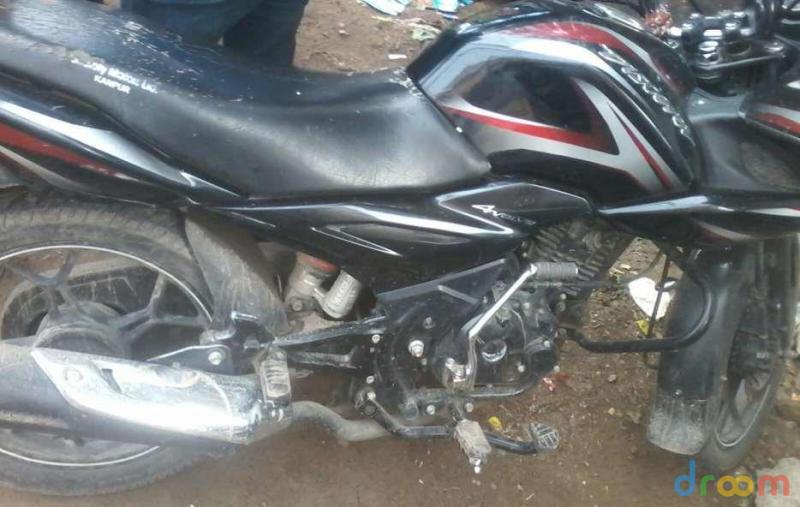 Bajaj Discover 150F 2015