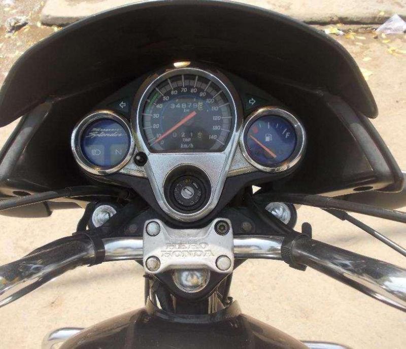 Hero Super Splendor 125cc 2011