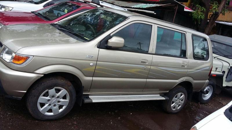 Chevrolet Tavera NEO 3 LS 7 STR BS III 2012