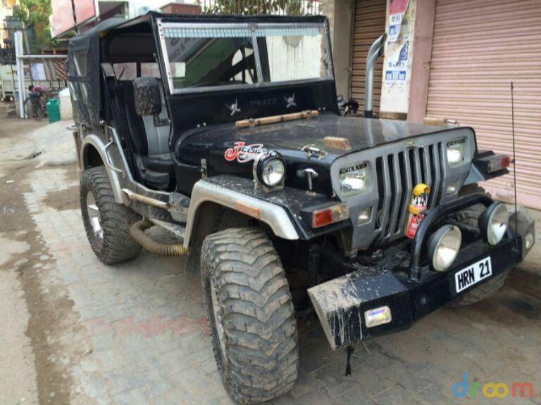 Mahindra Jeep Classic 1986