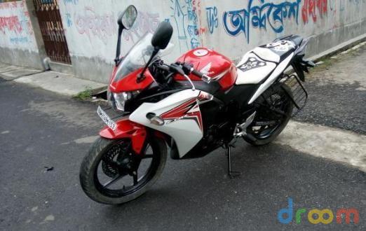 Honda CBR 150R 150cc 2013