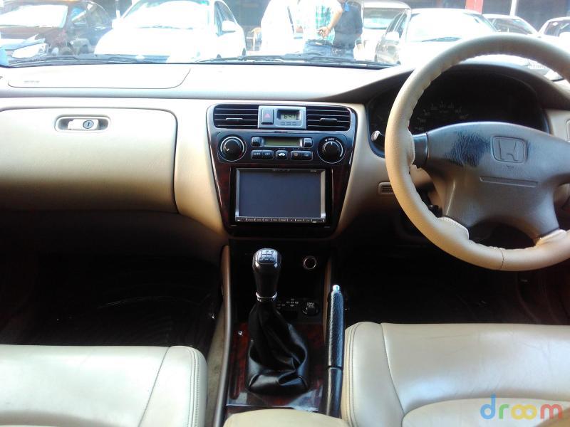 Honda Accord 2.3 VTI L MT 2003