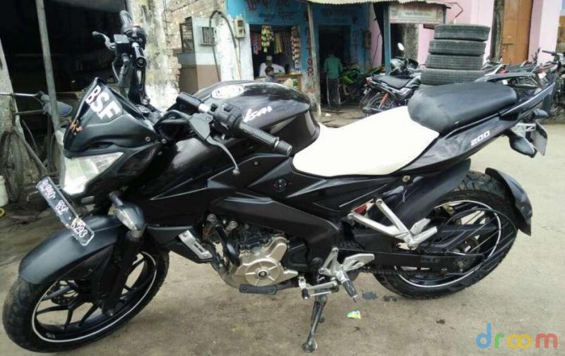 Bajaj Pulsar 200cc 2013