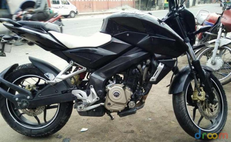 Bajaj Pulsar 200cc 2013