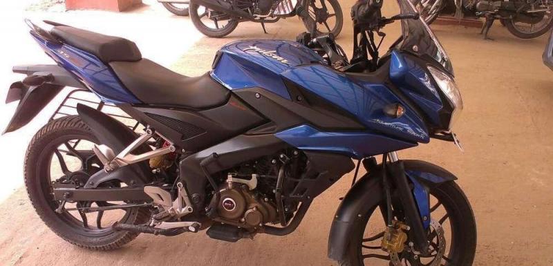 Bajaj Pulsar 150cc  2015