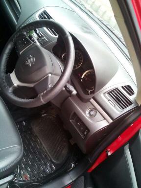 Maruti Suzuki Swift ZXi 2014