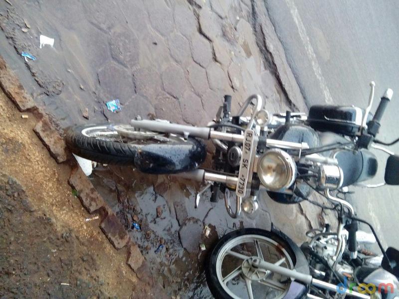 Bajaj Avenger 220cc 2011