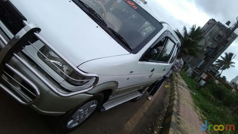 Chevrolet Tavera NEO LS B3 7 STR BS III 2006