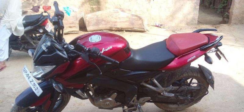 Bajaj Pulsar 150cc 2013