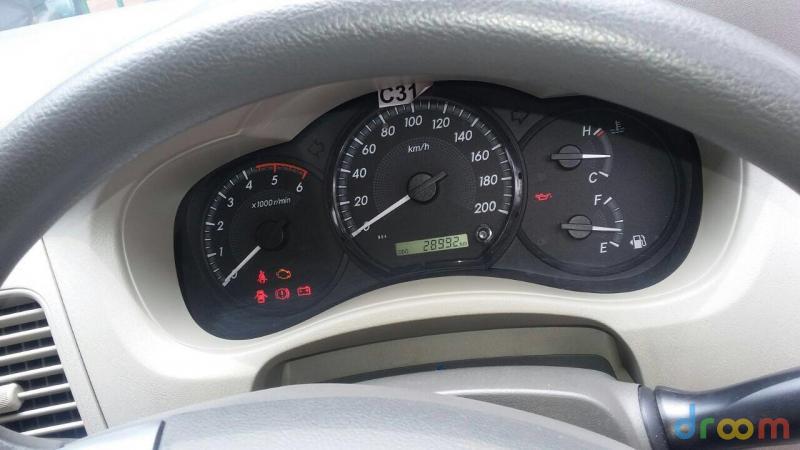 Toyota Innova 2.5 G 7 STR BS IV 2014