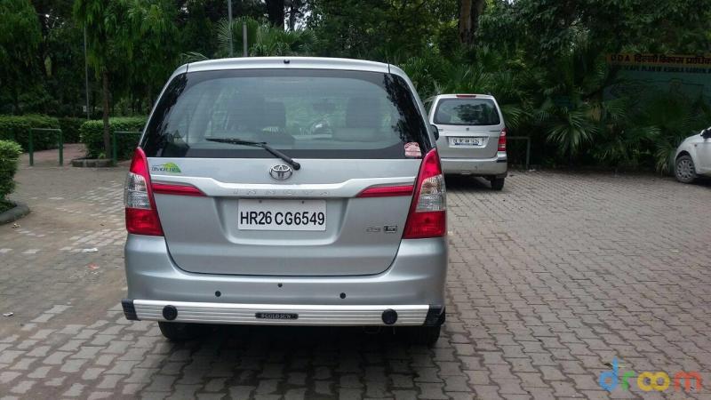 Toyota Innova 2.5 G 7 STR BS IV 2014