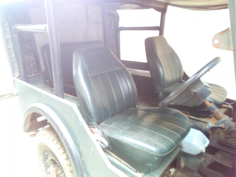 Mahindra Jeep . 1982